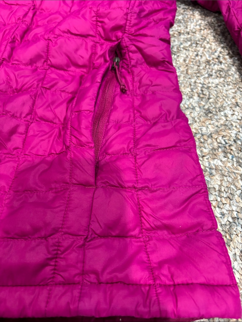 The North Face women’s thermo-ball hooded zip front jacket size M - Picture 4 of 11